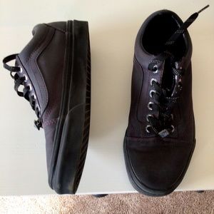 Harry Potter (deathly hollow) Vans mens size 5 (womens 6.5)